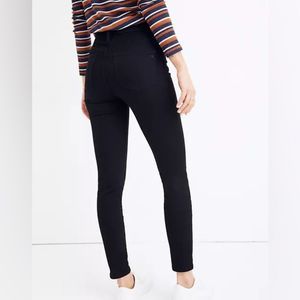 Madewell • 9” Mid-Rise Skinny Jeans in Black Frost: Thermolite Edition